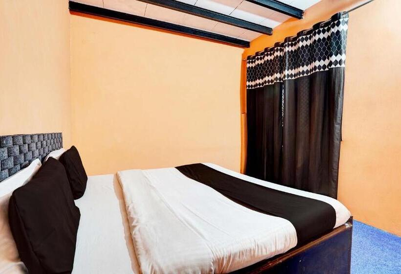 Oyo Preet Hotel & Restaurant