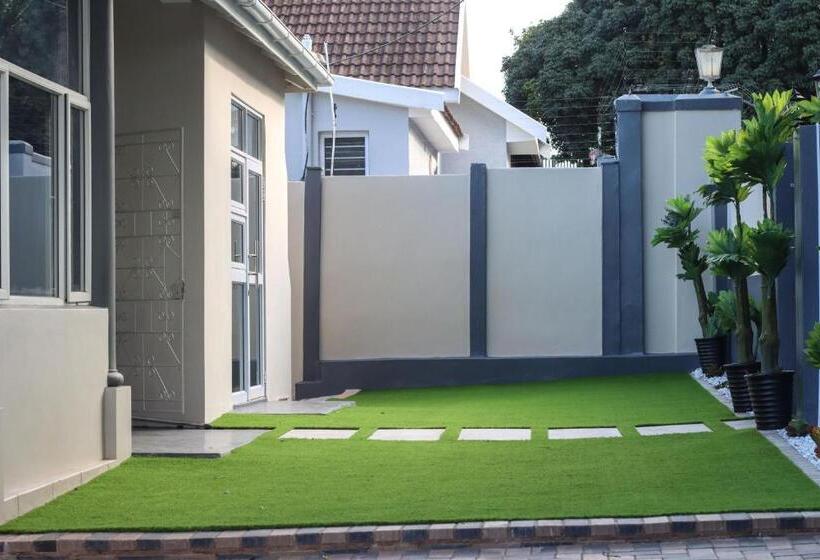 بنسيون 235 Lodge