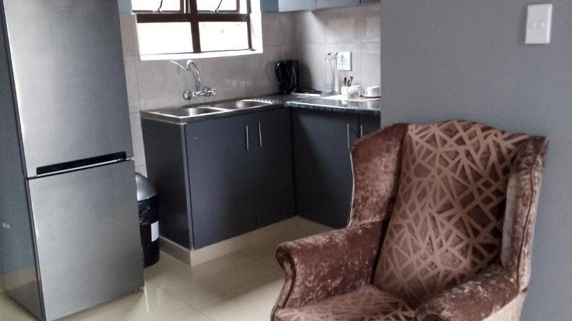 بنسيون 235 Lodge