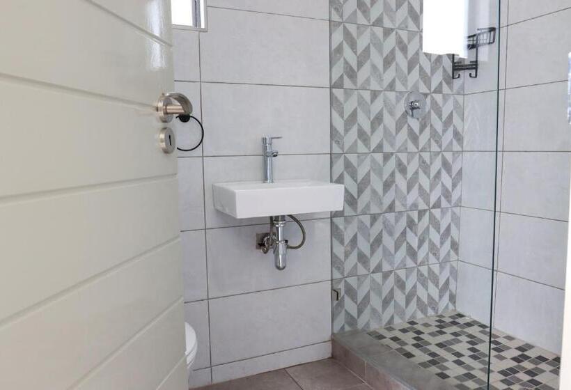 بنسيون 235 Lodge