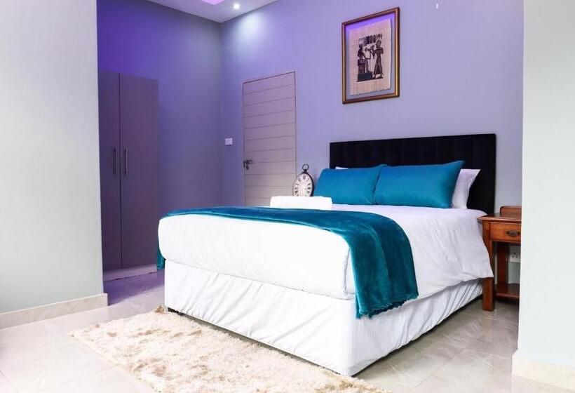 بنسيون 235 Lodge