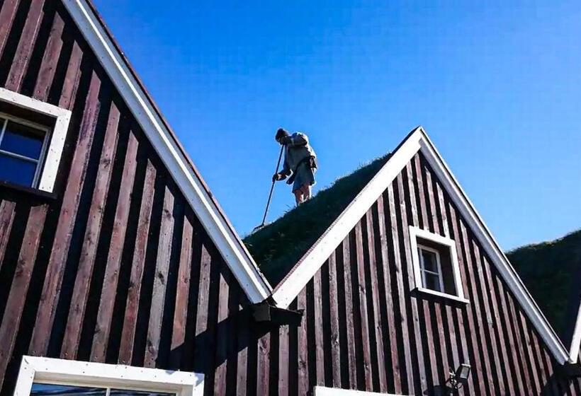 پانسیون Fagrafell Hostel