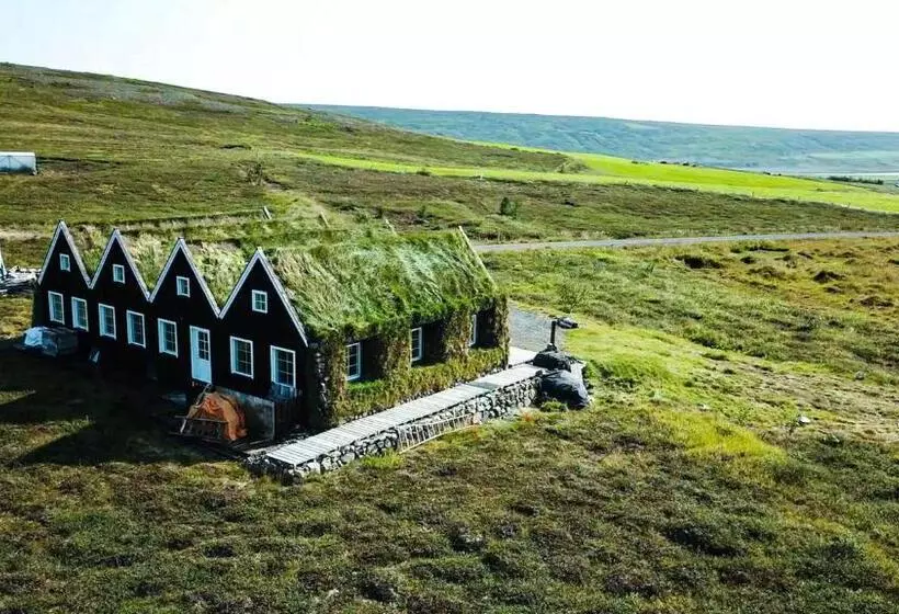 پانسیون Fagrafell Hostel