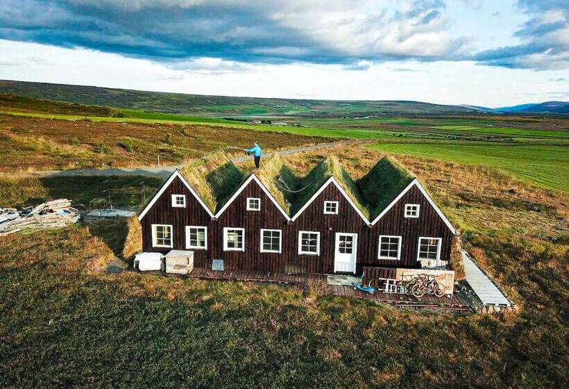 پانسیون Fagrafell Hostel