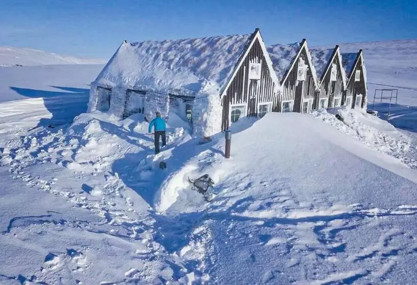 پانسیون Fagrafell Hostel