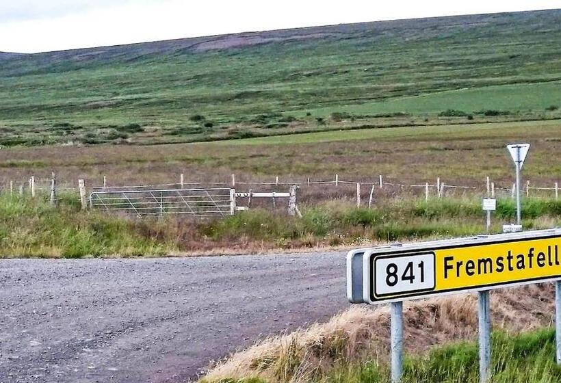 پانسیون Fagrafell Hostel