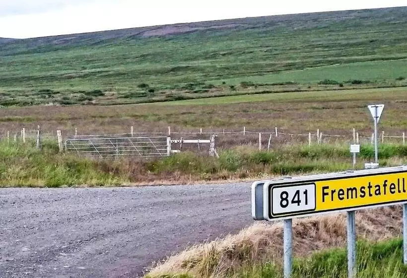 پانسیون Fagrafell Hostel