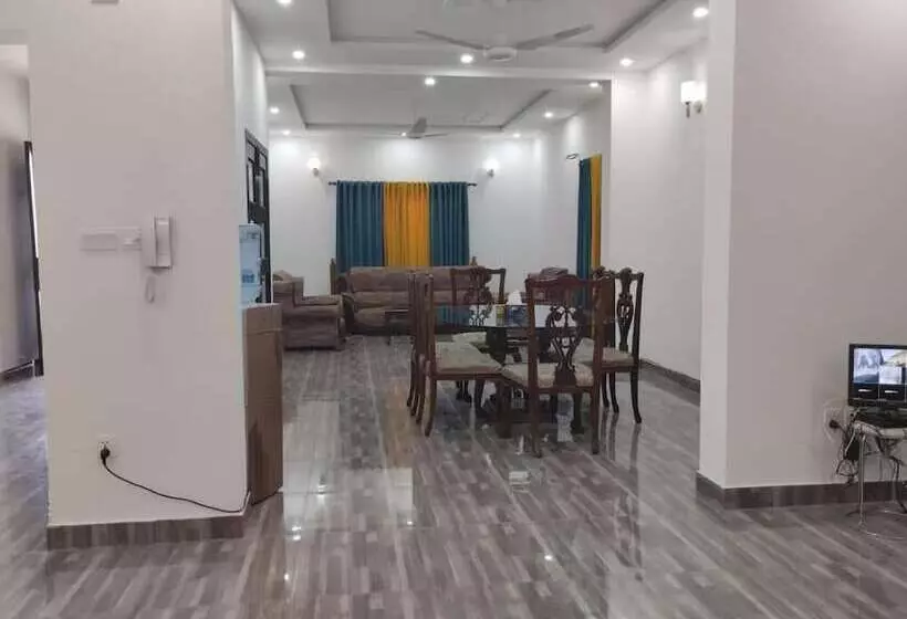 پانسیون Itl Guesthouse