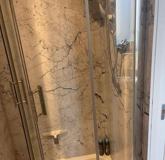 膳宿费 Mini Guesthouse Urban Escape