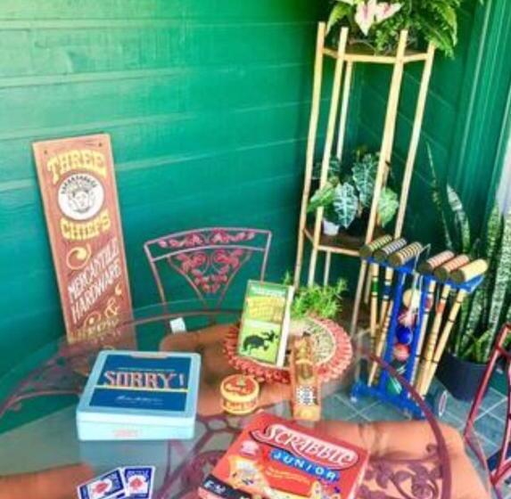 Trail Boss King Ensuite Prairie Rose B&b 1200 Sq Ft Suite