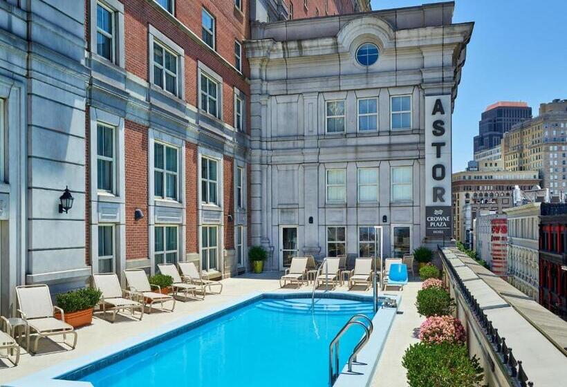 Beautiful Unit At The Heart Of Bourbon Street