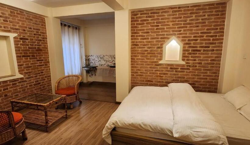 تختخواب و صبحانه Hiti Fusa