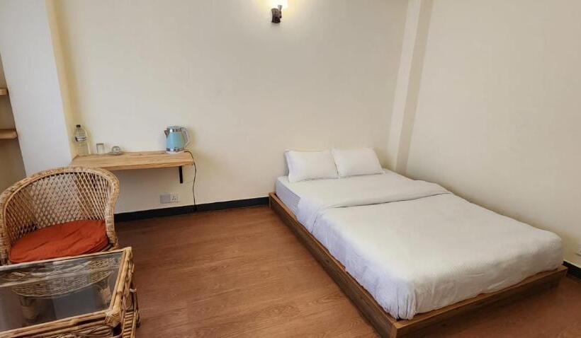 تختخواب و صبحانه Hiti Fusa