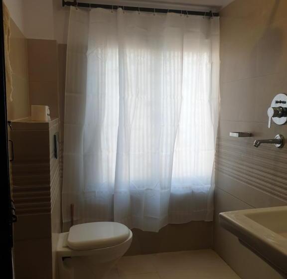 تختخواب و صبحانه Hiti Fusa