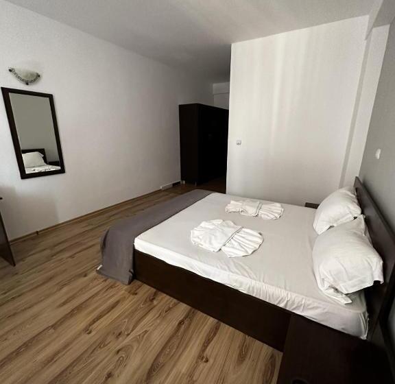 酒店 хотел костенец