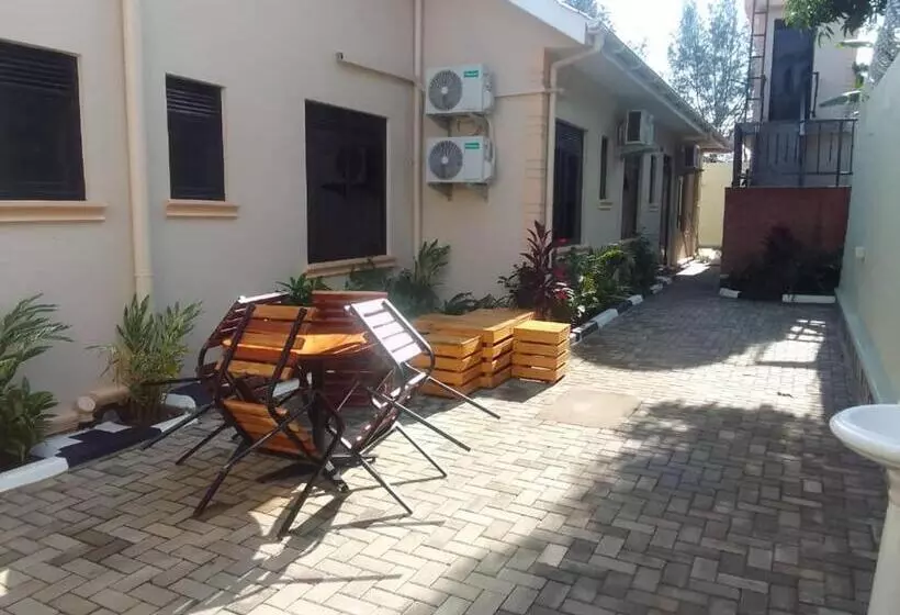 هتل Belmont Villas Mbale