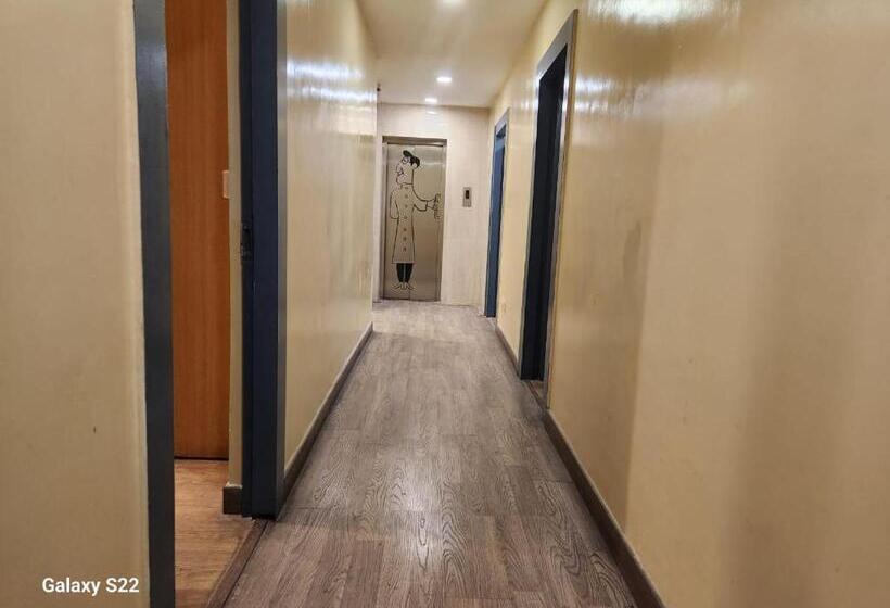 Hotel Consulate By Bookmeri