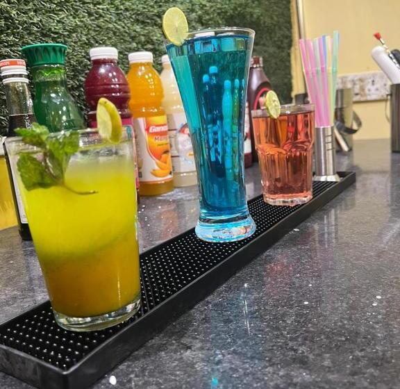 Hotel Consulate By Bookmeri