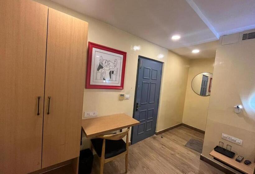 Hotel Consulate By Bookmeri