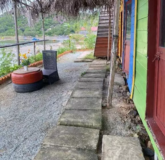 هتل کپسول Homestay Hoa Núi