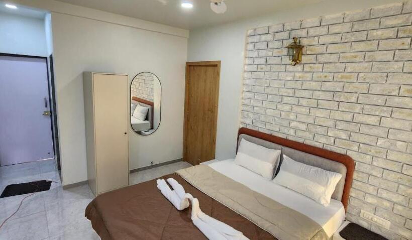 Отель Riverside Farm