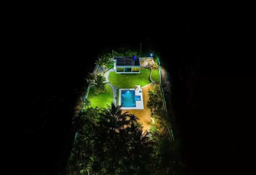 ホテル Riverside Farm