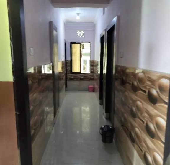 Hotel Samrat