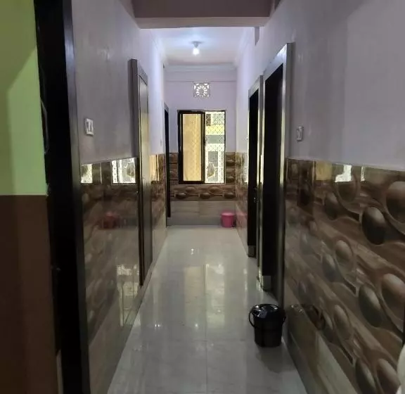 Hotel Samrat