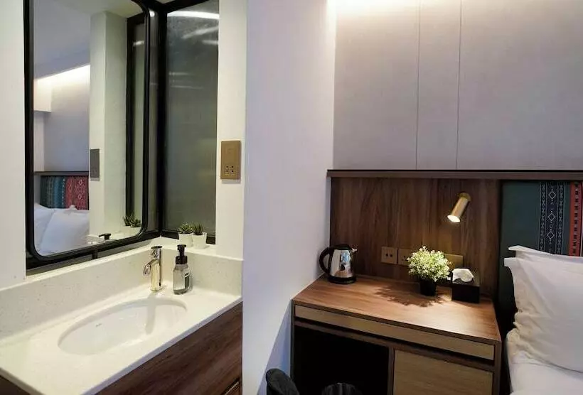 هتل St Signature Bugis Middle,dayuse,9 Hours 9am 6pm