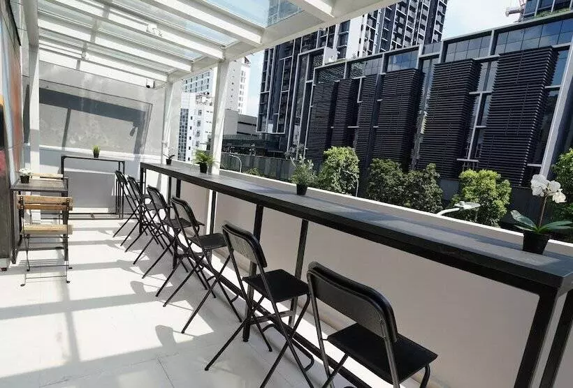 هتل St Signature Bugis Middle,dayuse,9 Hours 9am 6pm