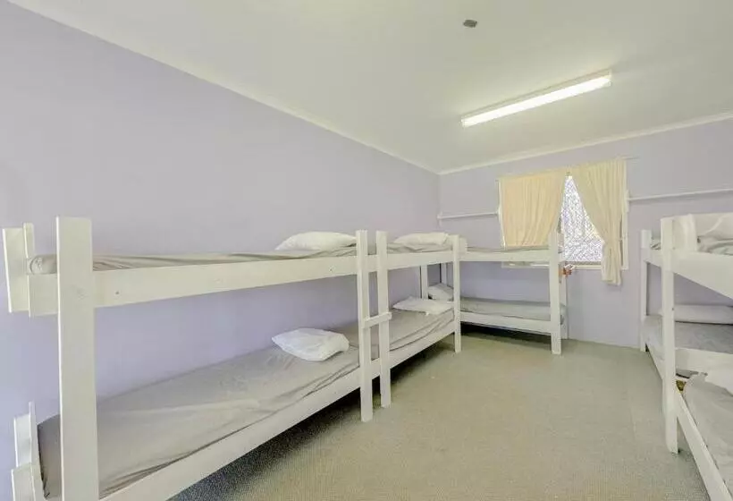 Hotelli Sydney Farm Stay    Live With Nature And Animals