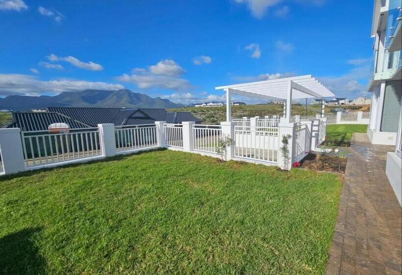 Пансион Beautiful Gate