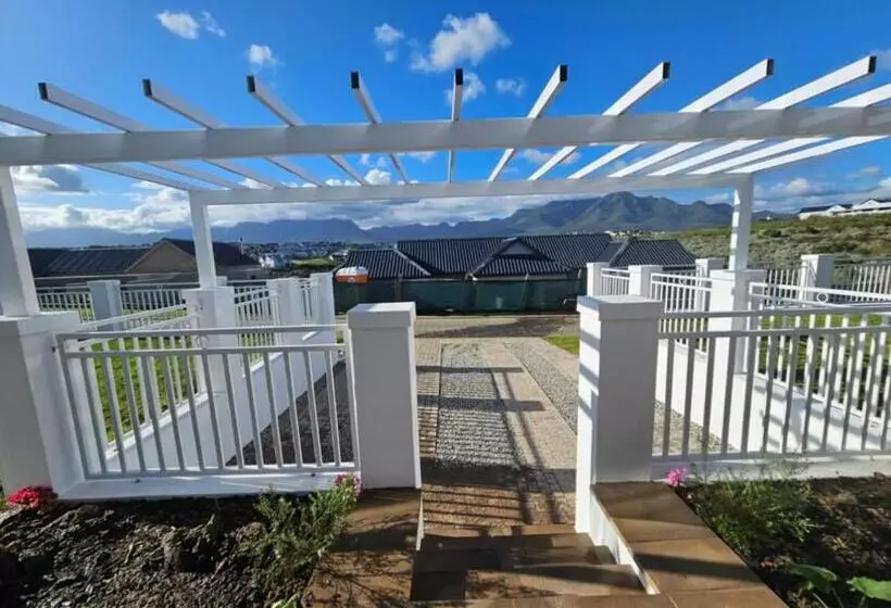 پانسیون Beautiful Gate