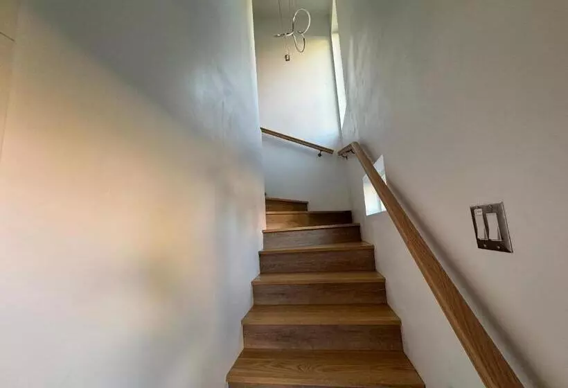 ペンション Private Room In West Seattle Cartagena Inspired