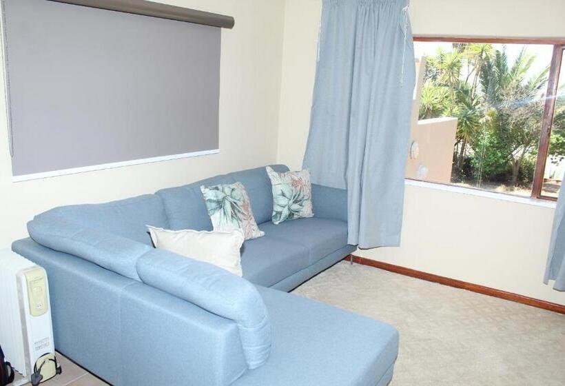 פנסיון Deluxe Queen Suite