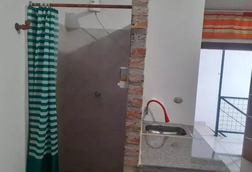 ペンション Habitación Sencilla