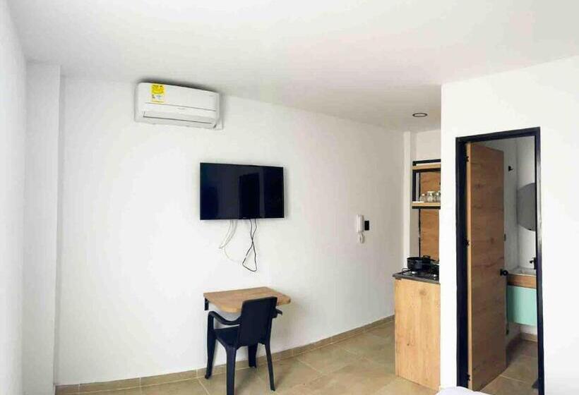 Pension La Central Estudio Vip