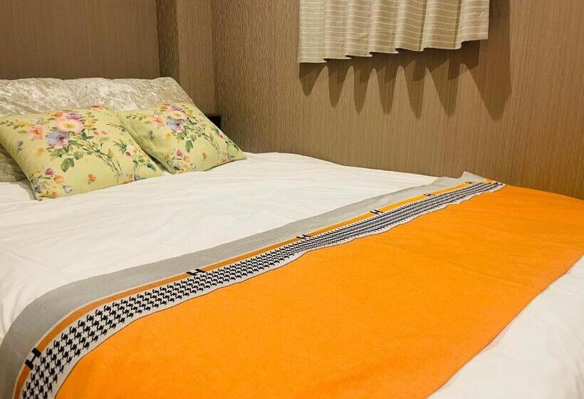 Pensió Sky House晴空塔家庭或团队套房