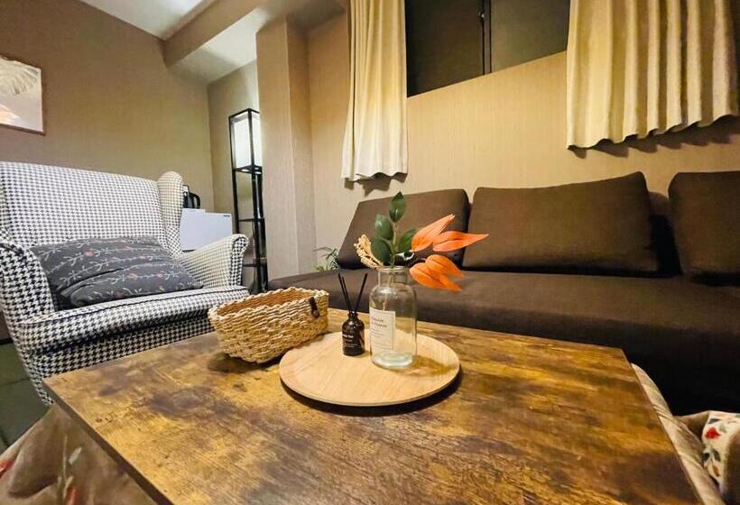 Pensió Sky House晴空塔家庭或团队套房