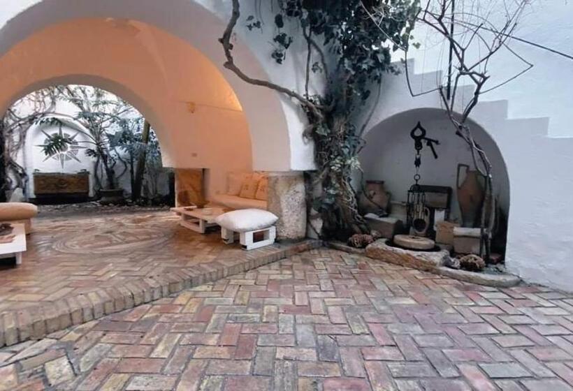 Pensione The Cypresses