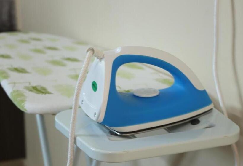 Pradee Queen Resorts