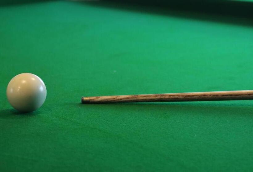 Pradee Queen Resorts