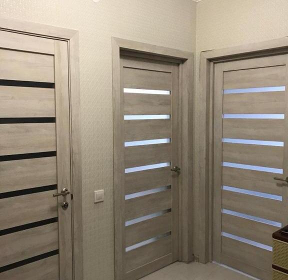 Royal Apartments R House