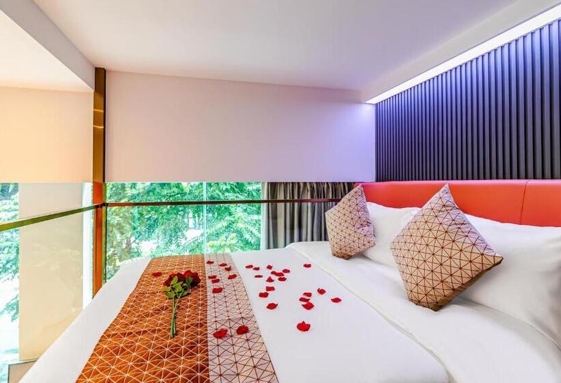 Yunga Yee Tsui Apartments云嘉倚翠公寓