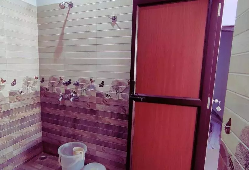 7 Seas By Shrigo Hotels