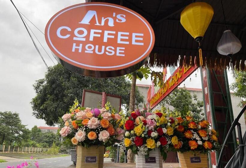 An Hostel & Coffee Bar