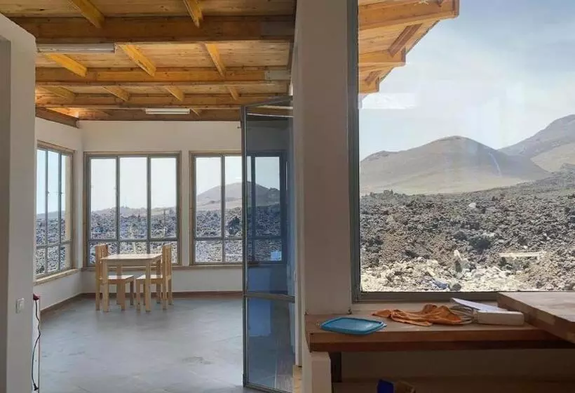 تختخواب و صبحانه Casa Adriano & Filomena Montrond