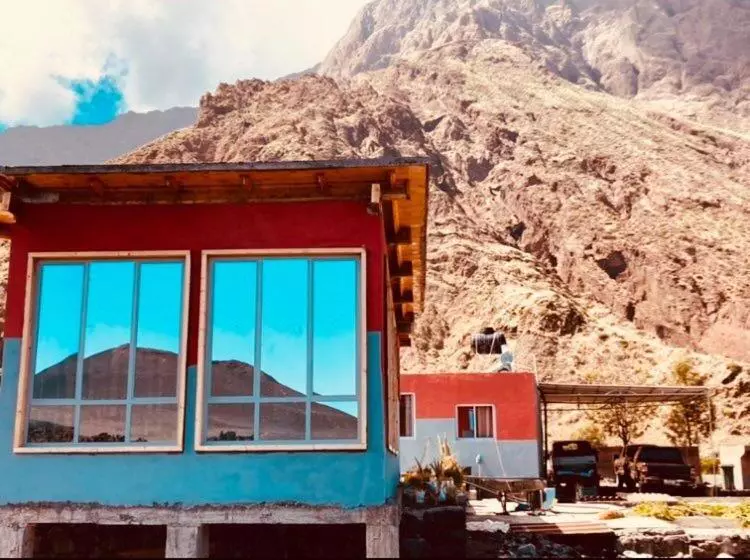 تختخواب و صبحانه Casa Adriano & Filomena Montrond