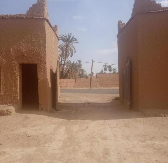 تختخواب و صبحانه La Maison Berbère