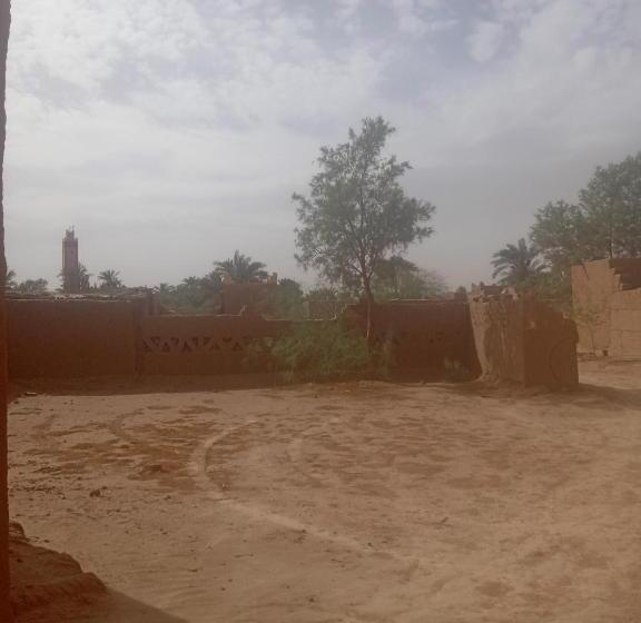 تختخواب و صبحانه La Maison Berbère